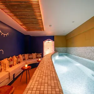 La Hôtel&spa Hotel
