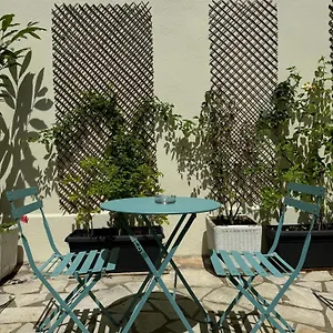Hipotel Lilas Gambetta *** Париж