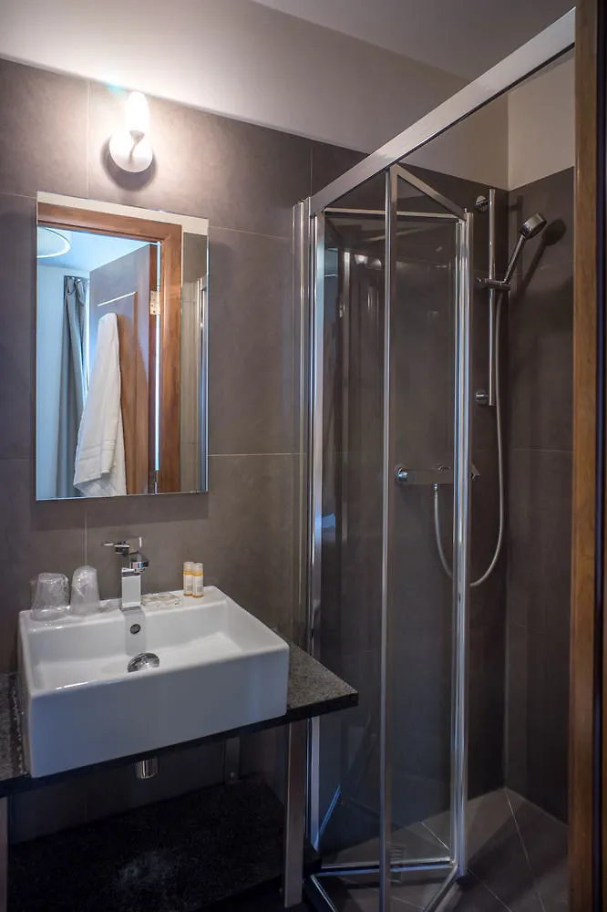 Art Hotel Batignolles Paris